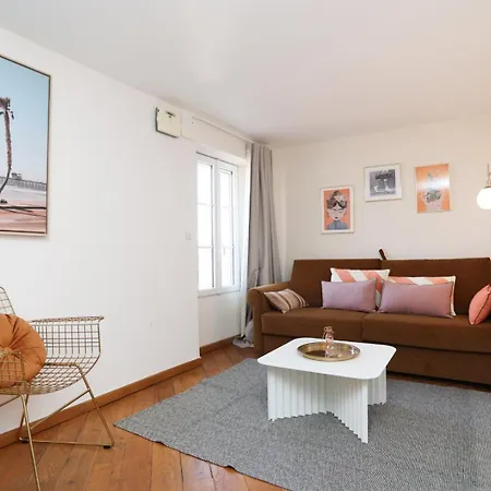 De Luxe Mandarine 4p Apartment