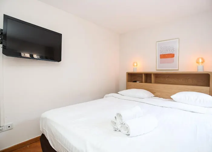 De Luxe Mandarine 4p * Cannes