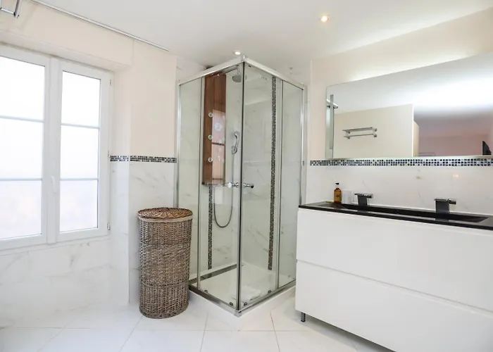 De Luxe Mandarine 4p Apartment *